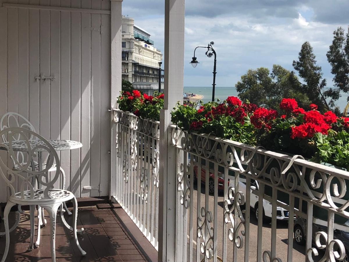 Pier View Self Catering Luxury Apartments Southend-on-Sea Eksteriør bilde