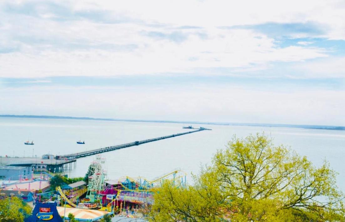 Pier View Self Catering Luxury Apartments Southend-on-Sea Eksteriør bilde